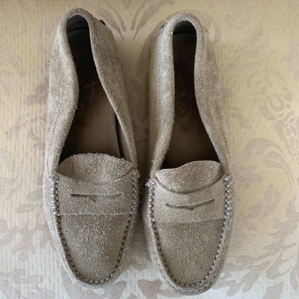 Tods City Gommino Driving Shoes In Suede